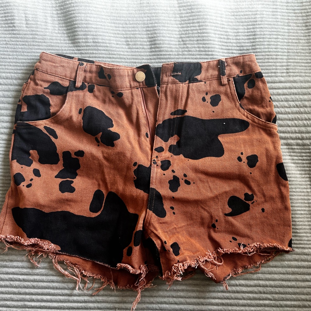 Brown cowprint size large